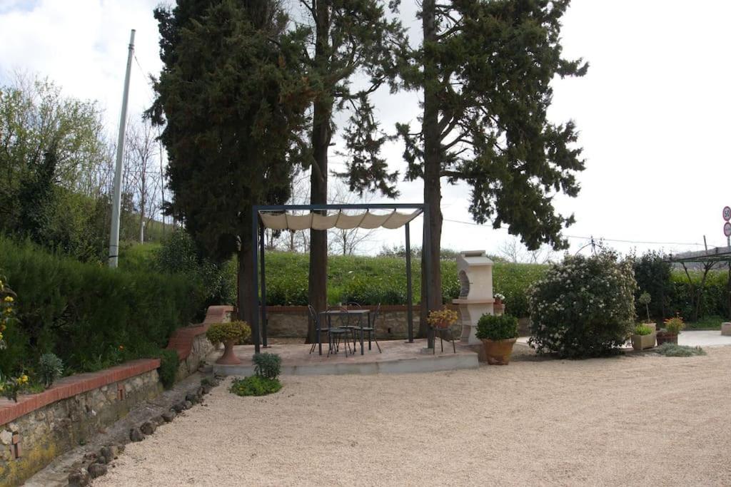 Casa Vacanze Podere San Giusto Volterra Eksteriør billede