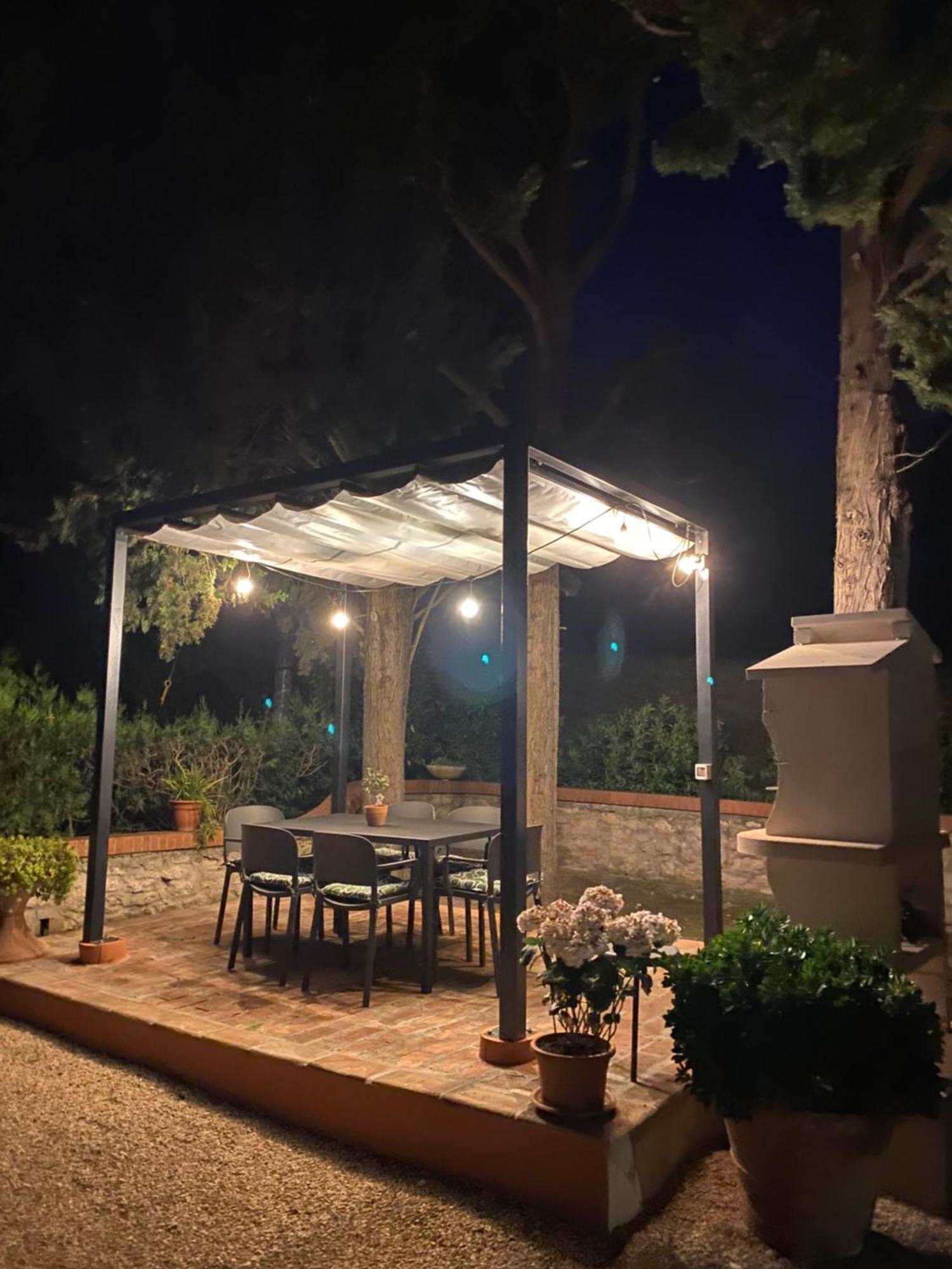 Casa Vacanze Podere San Giusto Volterra Eksteriør billede